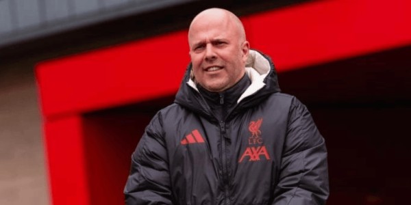 落后曼联5分！同期下滑21分！曝利物浦或解雇斯洛特，阿隆索成最大热门