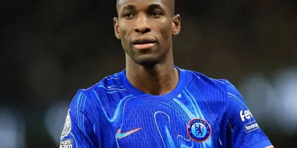 转会1+1：切尔西边缘人或高价外租拜仁布莱顿前锋将加盟法甲新贵