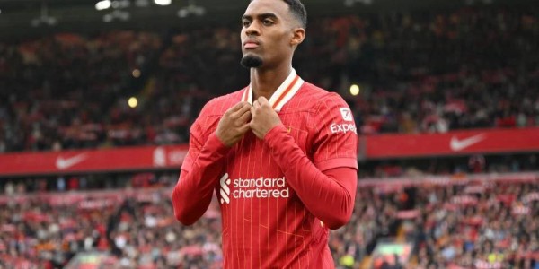 利物浦重磅续约中场核心，周薪高达28万英镑，球队薪资结构迎来新挑战