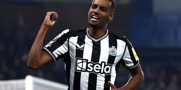 纽卡斯尔：1.2亿锋霸索要高薪，周薪30万镑不足，利物浦或迎机会